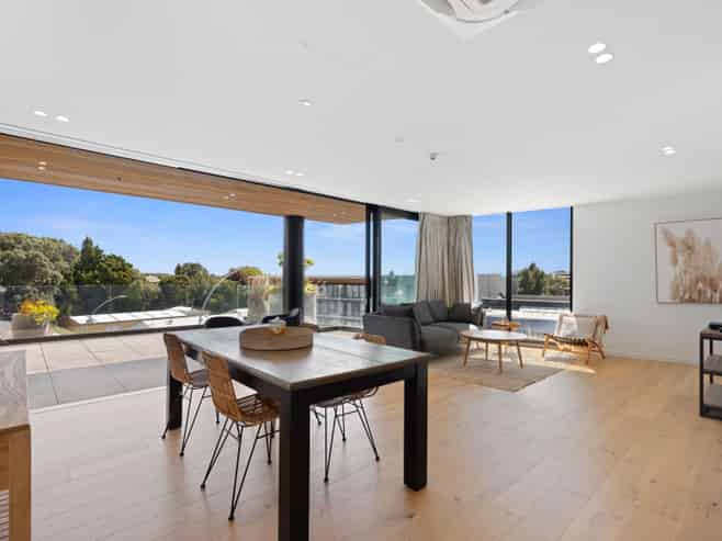 101/359 Cameron Road (Vantage Apts), Tauranga Central