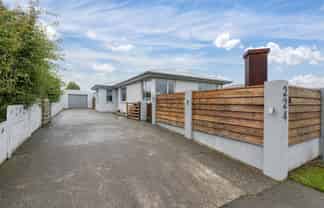 224 Conyers Street, Strathern