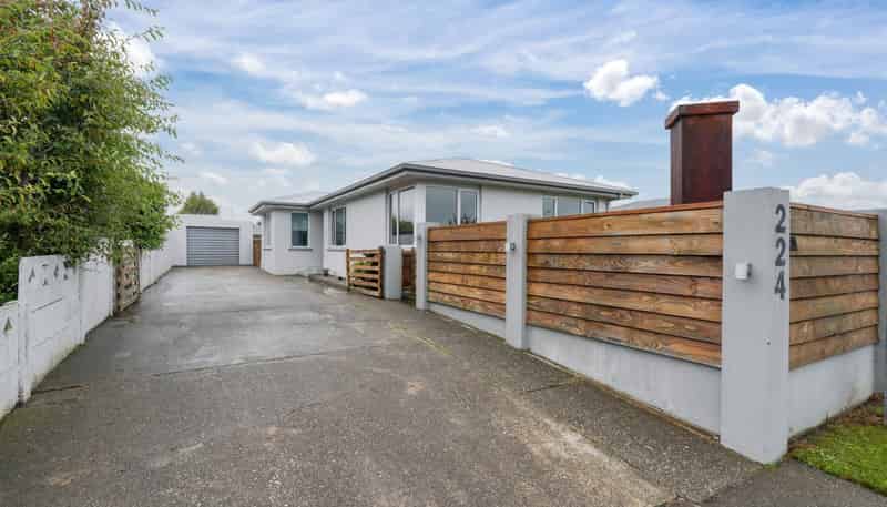 224 Conyers Street, Strathern