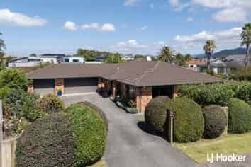 3 Athenree Heights, Athenree