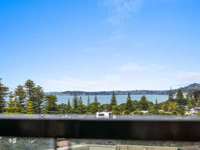 711/11 Tamariki Avenue, Orewa