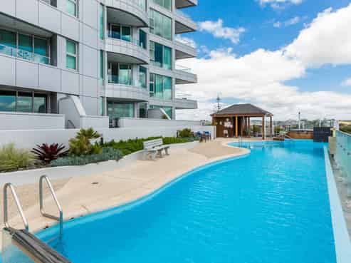 711/11 Tamariki Avenue, Orewa