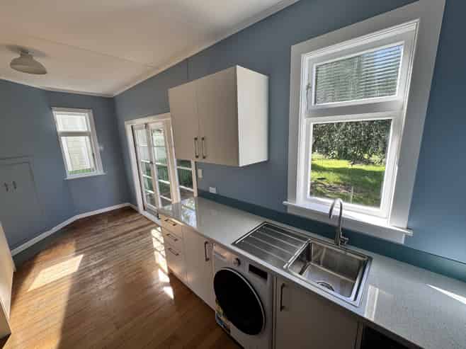 61 Endeavour Street, Lyall Bay