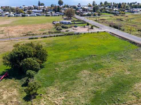 1-8 Middleton Road and 40 Lee Road, Hannahs Bay