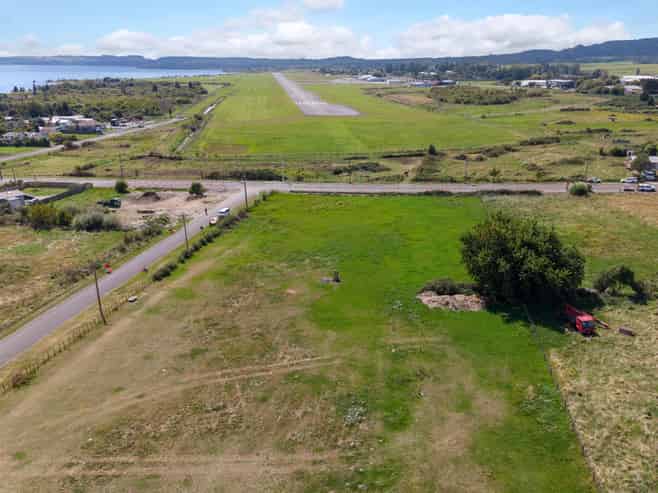 1-8 Middleton Road and 40 Lee Road, Hannahs Bay