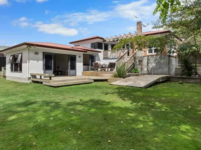 364 Cobham Drive, Hillcrest