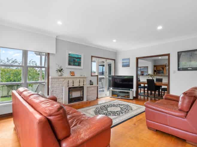 364 Cobham Drive, Hillcrest