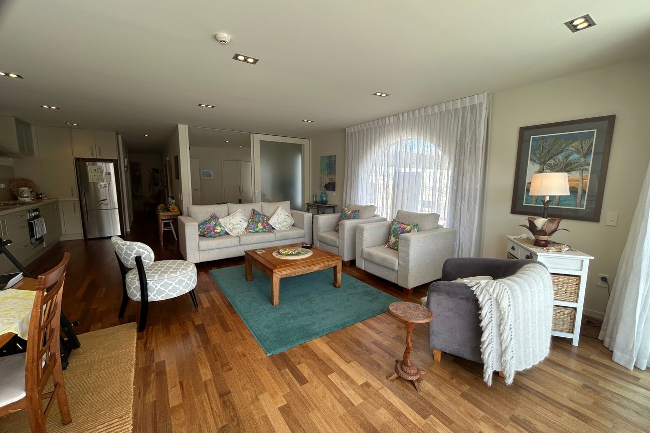 Investment or Lifestyle Location, Sun & Simplicity - Vista 3