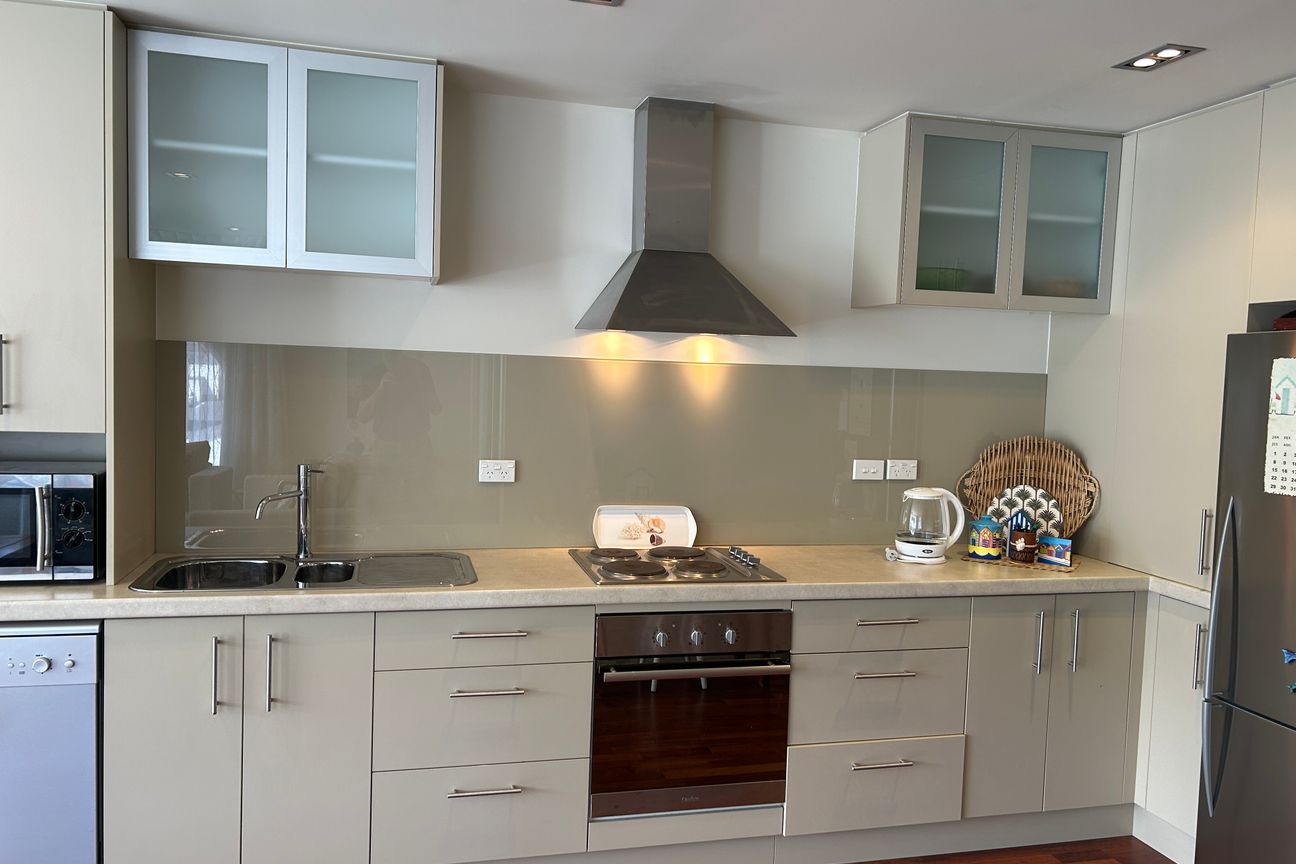 Investment or Lifestyle Location, Sun & Simplicity - Vista 5
