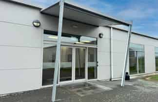 Airport Offices with parking