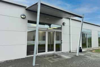 Airport Offices with parking