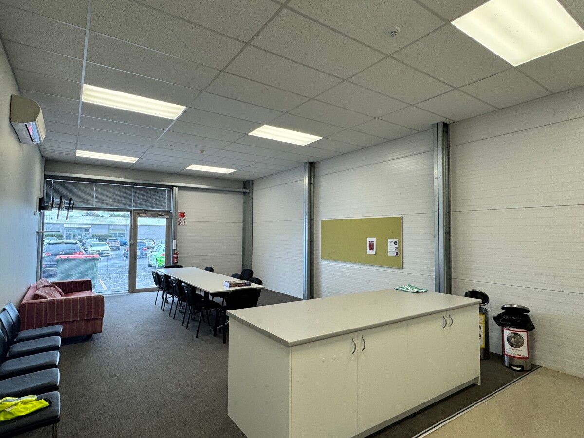 Airport Offices with parking - Ansicht 6