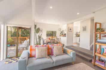 1/8 Hobday Lane, Mount Pleasant