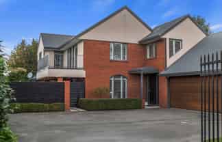 100 Gardiners Road, Harewood