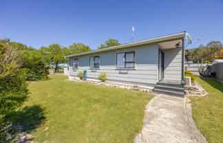 14 Redwood Drive, Waipukurau