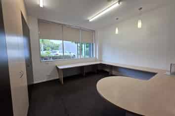 High-Quality Fitted Office in Penrose