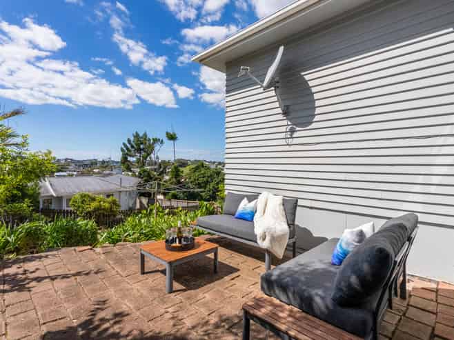 55 Waiohua Road, Greenlane