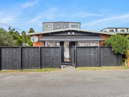 2/16 Highbury Street, Avondale