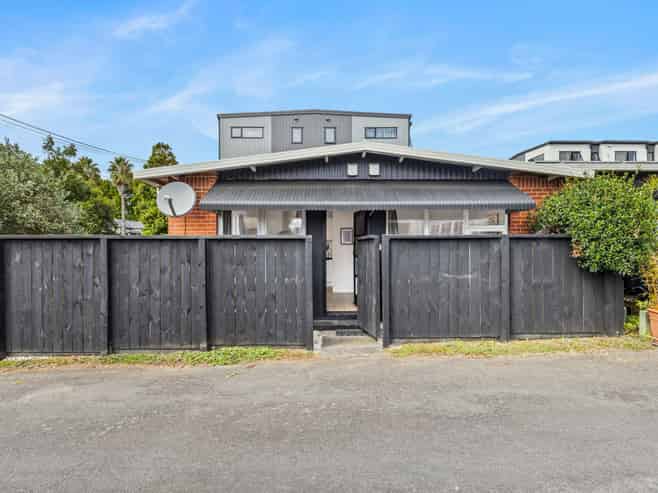 2/16 Highbury Street, Avondale