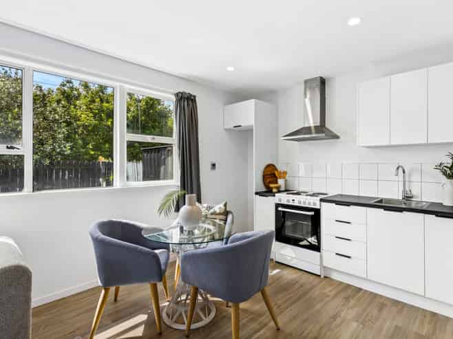 2/16 Highbury Street, Avondale