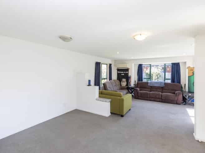 141 Lincoln Road, Addington