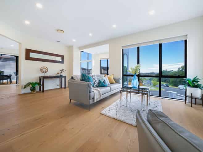 2 Veneta Close, Flat Bush