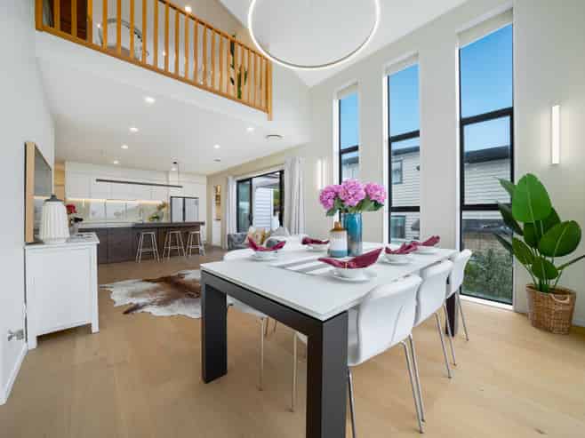 2 Veneta Close, Flat Bush
