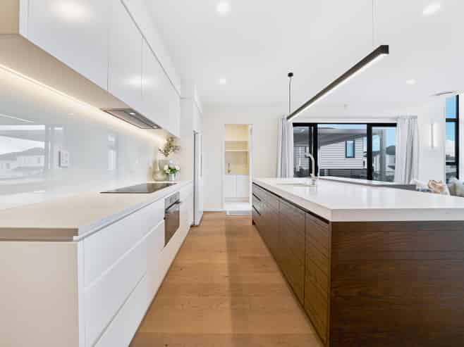 2 Veneta Close, Flat Bush