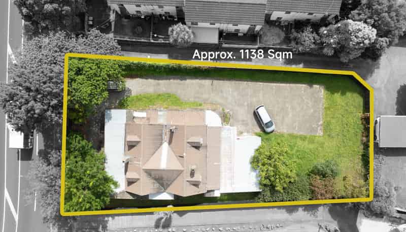 1220 New North Road, Mount Albert