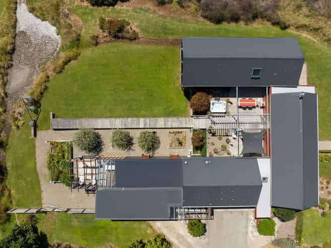 10 Johnstone Loop, Tasman