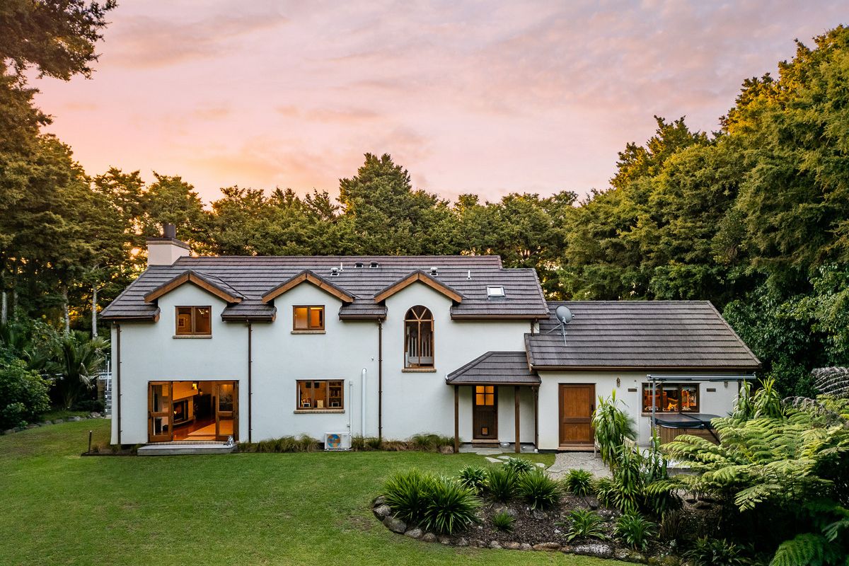 TUSCAN INSPIRED HOME, IN THE HEART OF KERIKERI - Ansicht 4