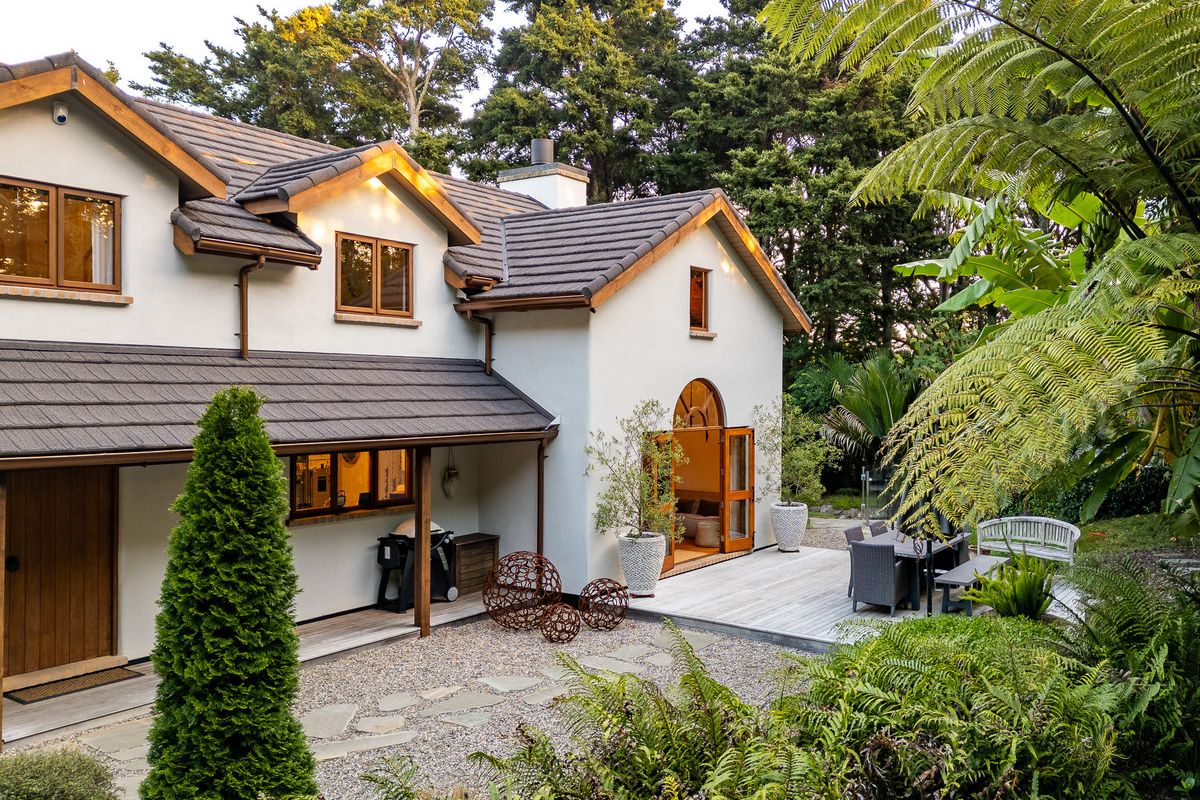 TUSCAN INSPIRED HOME, IN THE HEART OF KERIKERI - Mehr
