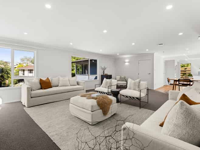 14 Priestley Road, Bluff Hill