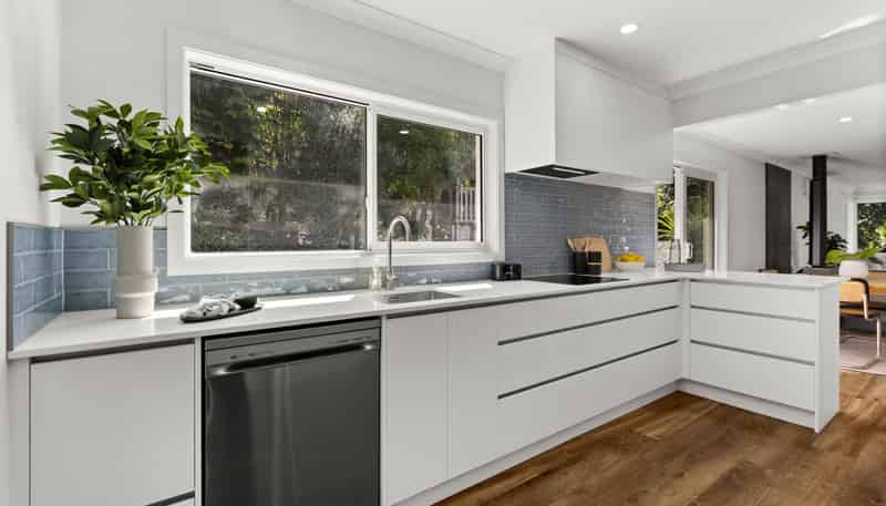 14 Priestley Road, Bluff Hill