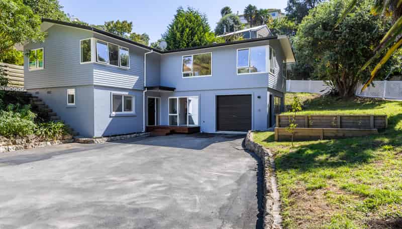 14 Priestley Road, Bluff Hill