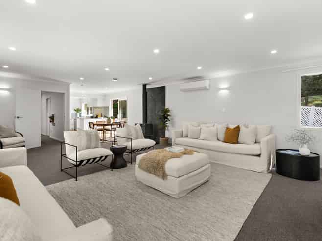 14 Priestley Road, Bluff Hill