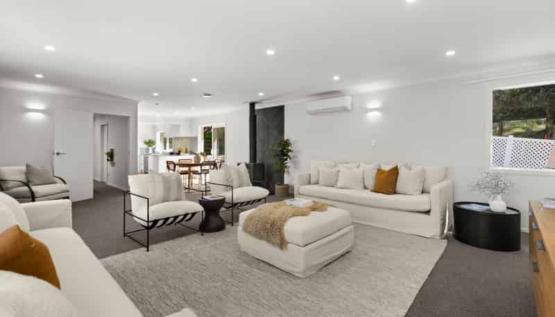 14 Priestley Road, Bluff Hill