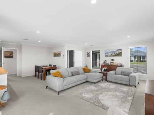 6 Guyon Street, Marshland