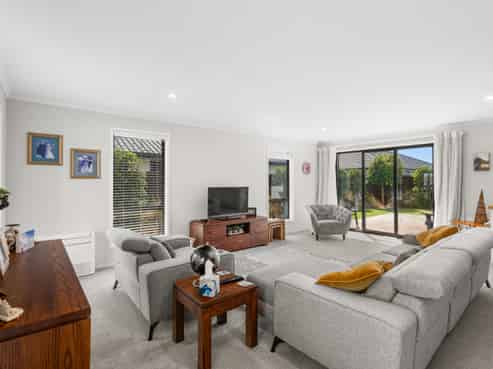 6 Guyon Street, Marshland