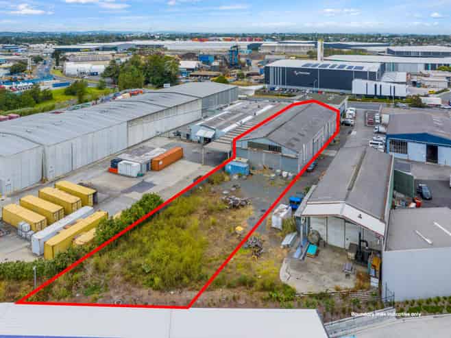 HEAVY INDUSTRIAL FACILITY - HIGH STUD WITH GAN...