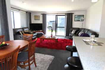 102 Hinemoa Street, Levin