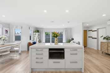 636 Grenada Street, Papamoa