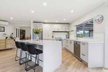 636 Grenada Street, Papamoa