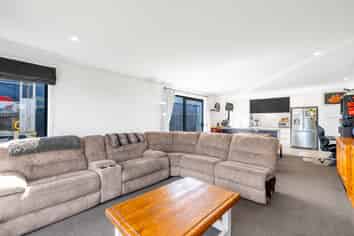 22 Billy T Lane, Rolleston