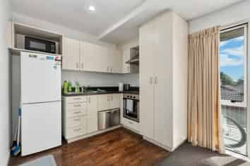 27/31 Bordesley Street, Phillipstown