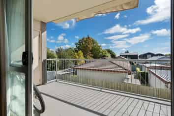 27/31 Bordesley Street, Phillipstown