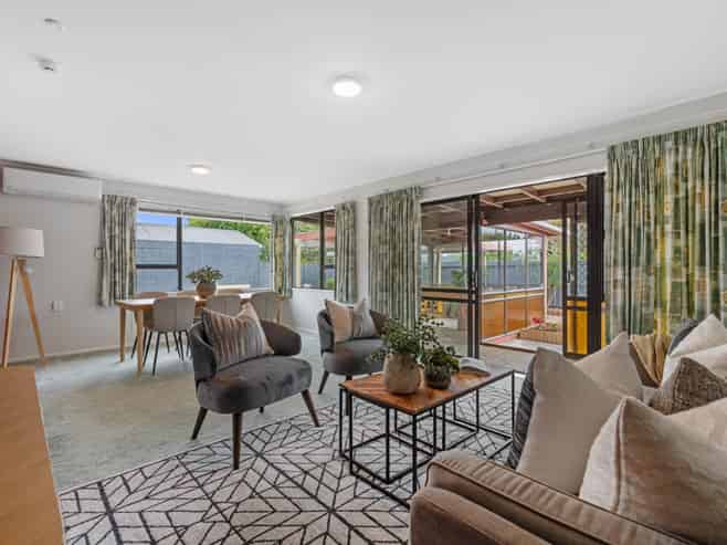 2/60 Vivian Wilson Drive, Eastern Beach