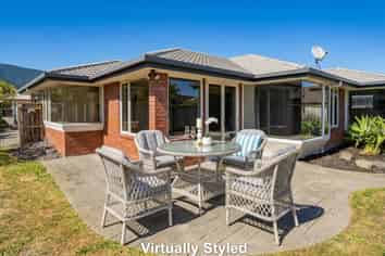 10 Masefield Street, Stoke