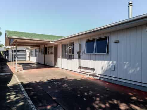 10 Lockhart Avenue, Milson