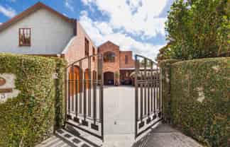 23 Manapouri Crescent, HOKOWHITU